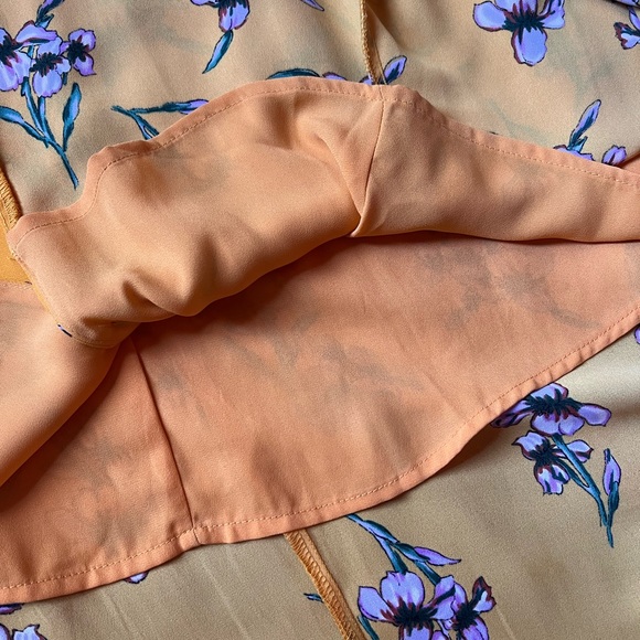 Lumiere Yellow Floral Wrap Dress, Size Large - Picture 7 of 10